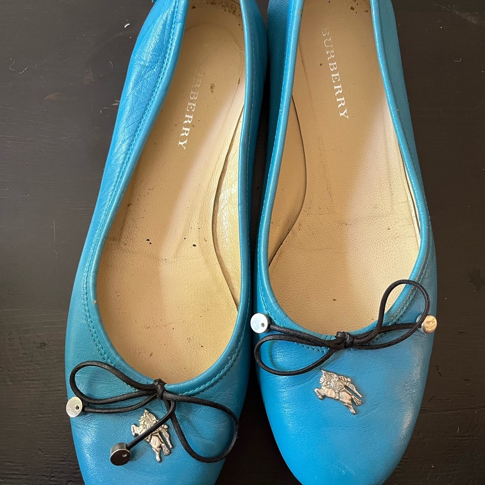 Burberry Blue Flats